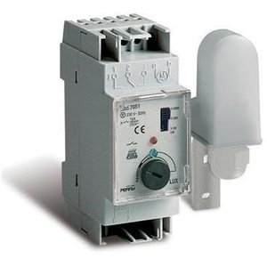 Light-sensitive switches